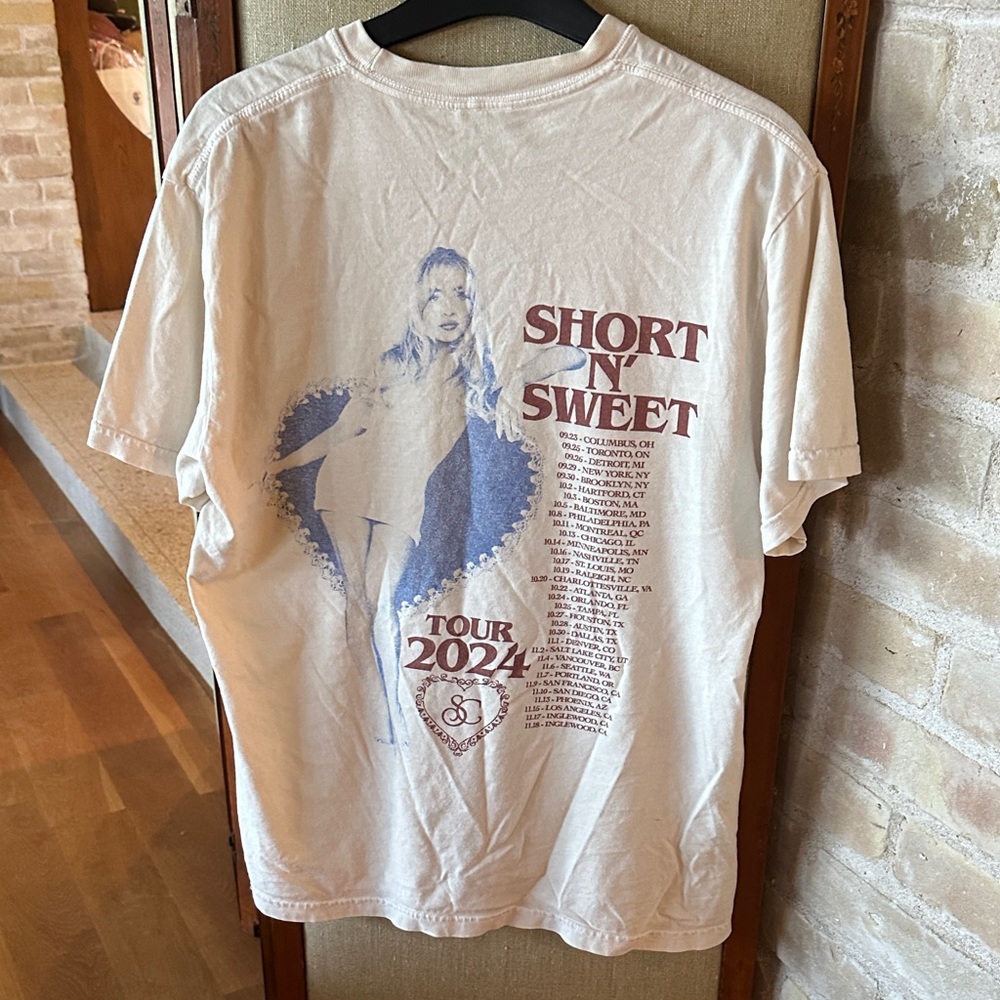 Sabrina Carpenter 2024 Short and Sweet Tour Graphic T-Shirt - Picture 3 of 10